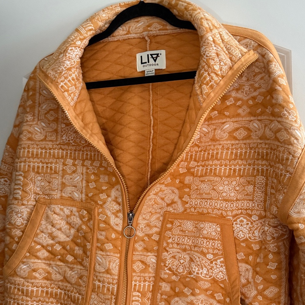 Liv Outdoors Orange Patterned Zip-Up Quilted Jack… - image 2